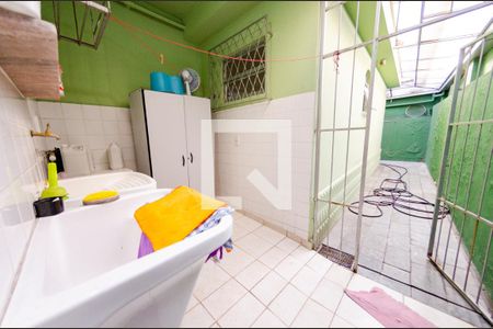 Casa à venda com 420m², 5 quartos e 7 vagasÁrea de serviço