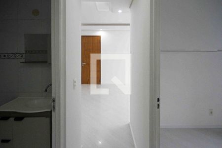 Corredor de apartamento para alugar com 3 quartos, 60m² em Vila Prudente, São Paulo