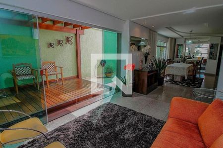 Apartamento à venda com 4 quartos, 298m² em Palmares, Belo Horizonte