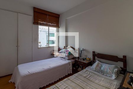 Quarto 1 de apartamento à venda com 3 quartos, 90m² em Sagrada Família, Belo Horizonte