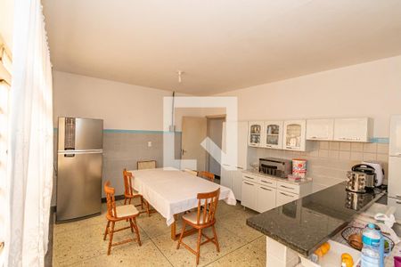 Casa à venda com 96m², 3 quartos e 3 vagas Casa à venda com 96m², 3 quartos e 3 vagasCozinha