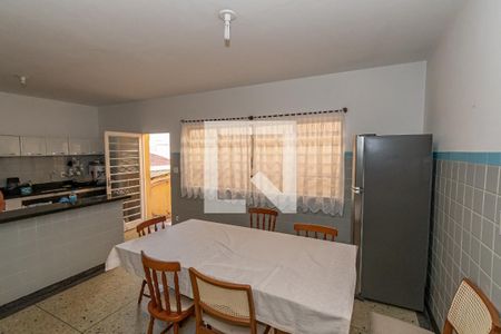 Casa à venda com 96m², 3 quartos e 3 vagas Casa à venda com 96m², 3 quartos e 3 vagasCozinha