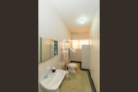 Casa à venda com 96m², 3 quartos e 3 vagas Casa à venda com 96m², 3 quartos e 3 vagasBanheiro Corredor