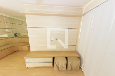 Sala de apartamento para alugar com 2 quartos, 60m² em Campinho, Rio de Janeiro