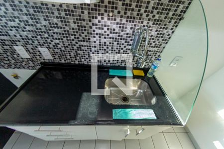 Apartamento para alugar com 60m², 2 quartos e 1 vaga Apartamento para alugar com 60m², 2 quartos e 1 vagaCozinha e Área de Serviço