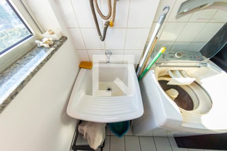 Apartamento para alugar com 60m², 2 quartos e 1 vaga Apartamento para alugar com 60m², 2 quartos e 1 vagaCozinha e Área de Serviço