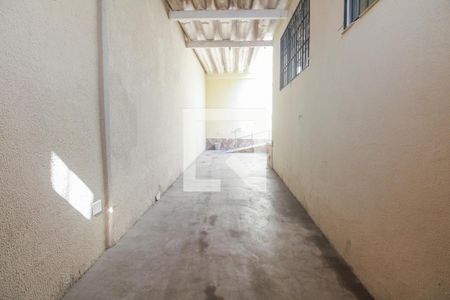 Casa de condomínio para alugar com 120m², 2 quartos e sem vagaGaragem 