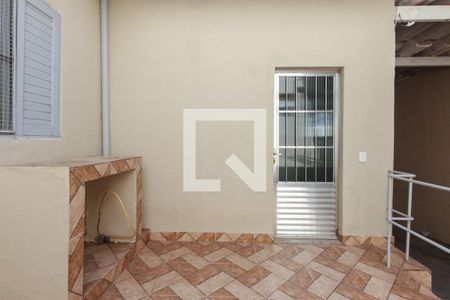 Casa de condomínio para alugar com 120m², 2 quartos e sem vagaEntrada 