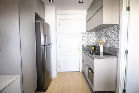 Cozinha  de kitnet/studio à venda com 1 quarto, 27m² em Vila Nova Conceição, São Paulo