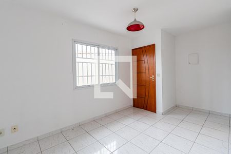 Sala de casa de condomínio para alugar com 2 quartos, 75m² em Vila Matilde, São Paulo