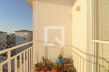 varanda de apartamento à venda com 3 quartos, 67m² em Humaitá, Porto Alegre