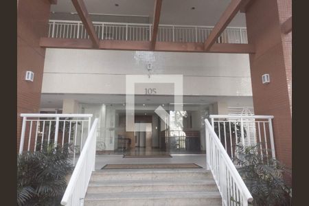 Apartamento à venda com 100m², 3 quartos e 1 vaga Apartamento à venda com 100m², 3 quartos e 1 vagaFachada