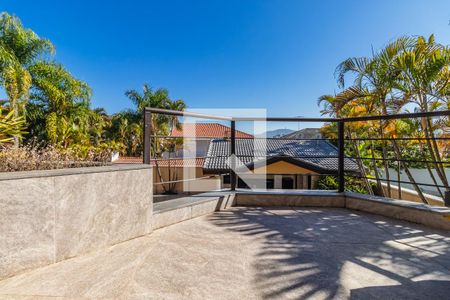 Casa de condomínio à venda com 800m², 4 quartos e 6 vagas Casa de condomínio à venda com 800m², 4 quartos e 6 vagasSuíte 3