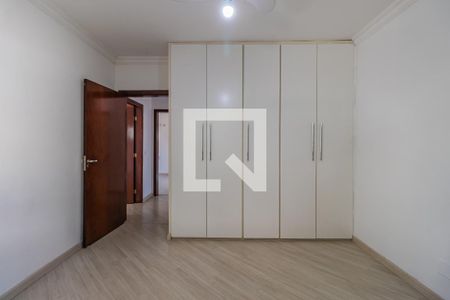 Casa de condomínio à venda com 800m², 4 quartos e 6 vagas Casa de condomínio à venda com 800m², 4 quartos e 6 vagasQuarto 1