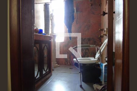 Apartamento à venda com 130m², 3 quartos e sem vagaBanheiro da Suíte