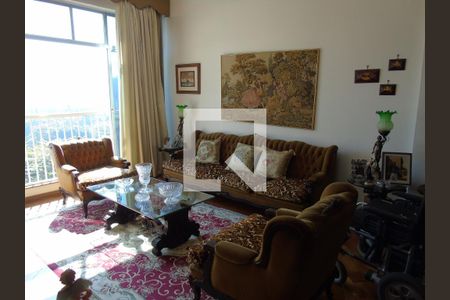 Apartamento à venda com 130m², 3 quartos e sem vagaSala