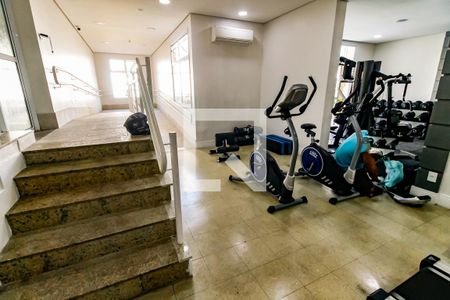 Apartamento à venda com 83m², 2 quartos e 2 vagas Apartamento à venda com 83m², 2 quartos e 2 vagasÁrea comum - Academia