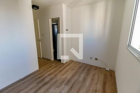 Apartamento à venda com 83m², 2 quartos e 2 vagas Apartamento à venda com 83m², 2 quartos e 2 vagasSuíte