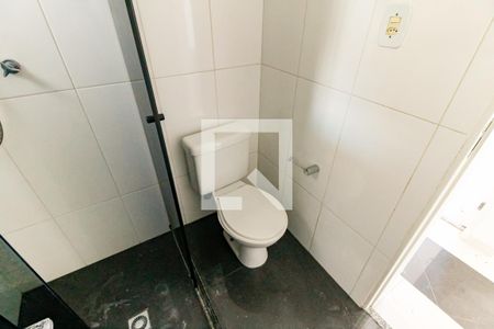 Apartamento à venda com 83m², 2 quartos e 2 vagas Apartamento à venda com 83m², 2 quartos e 2 vagasBanheiro Corredor