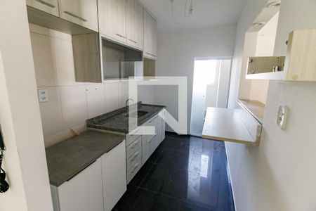 Apartamento à venda com 83m², 2 quartos e 2 vagas Apartamento à venda com 83m², 2 quartos e 2 vagasCozinha - Armários