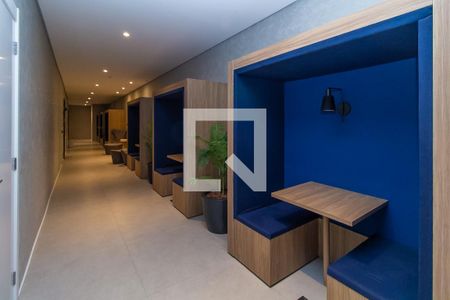 Studio à venda com 30m², 1 quarto e sem vagaHall social