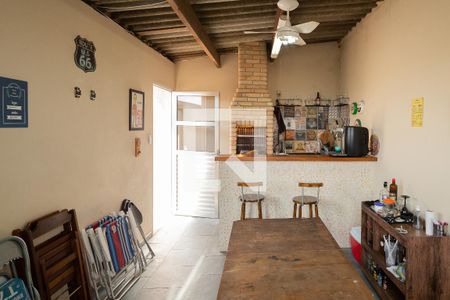 Casa à venda com 137m², 2 quartos e 2 vagasEspaço Gourmet