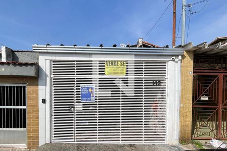 Casa à venda com 137m², 2 quartos e 2 vagasFachada