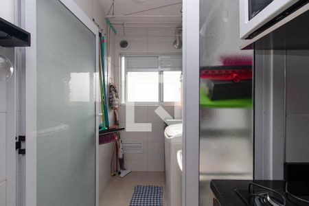Apartamento para alugar com 50m², 2 quartos e 1 vaga Apartamento para alugar com 50m², 2 quartos e 1 vagaCozinha e Área de Serviço