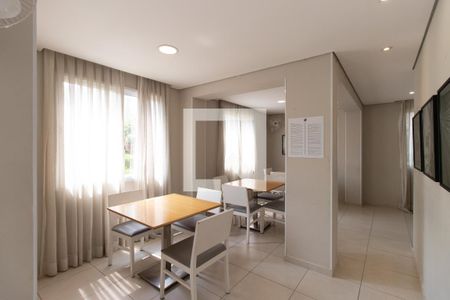 Apartamento para alugar com 50m², 2 quartos e 1 vaga Apartamento para alugar com 50m², 2 quartos e 1 vagaÁrea comum - Salão de festas