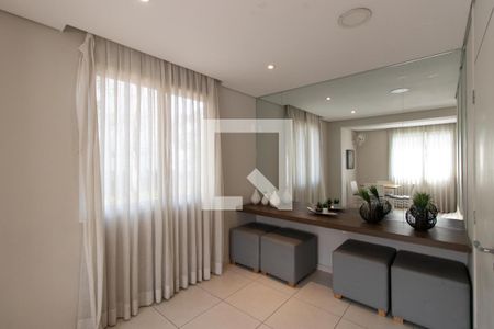 Apartamento para alugar com 50m², 2 quartos e 1 vaga Apartamento para alugar com 50m², 2 quartos e 1 vagaÁrea comum - Salão de festas