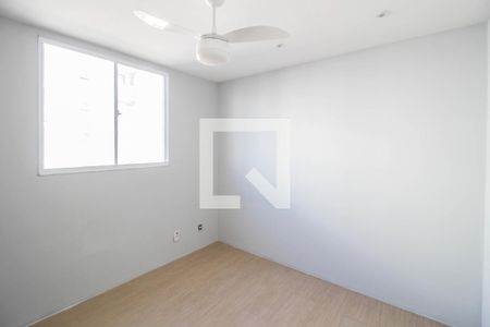 Quarto 1 de apartamento para alugar com 2 quartos, 56m² em Jardim Jasmim, Nova Iguaçu