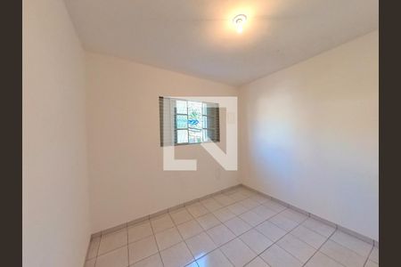 Casa à venda com 152m², 4 quartos e 2 vagas Casa à venda com 152m², 4 quartos e 2 vagasQuarto 4 - Foto 3