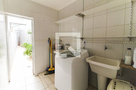 Casa à venda com 638m², 5 quartos e 5 vagasÁrea de Serviço