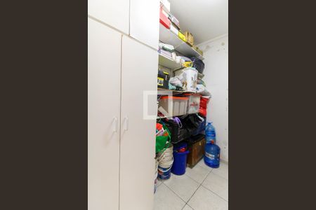 Casa à venda com 638m², 5 quartos e 5 vagasQuarto de Serviço