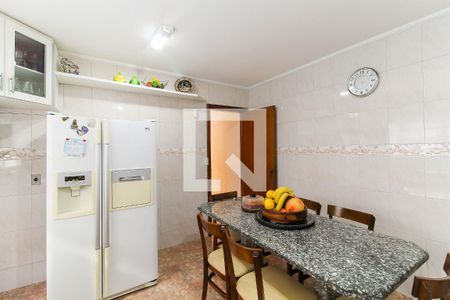 Casa à venda com 638m², 5 quartos e 5 vagasCozinha