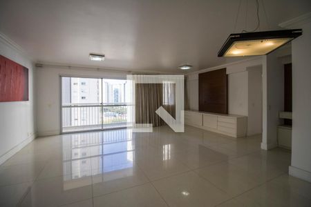 Apartamento para alugar com 103m², 2 quartos e 2 vagasSala