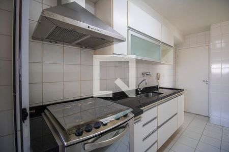 Apartamento para alugar com 103m², 2 quartos e 2 vagasCozinha