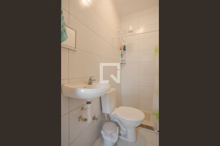 Casa à venda com 225m², 3 quartos e 4 vagasBanheiro de serviço