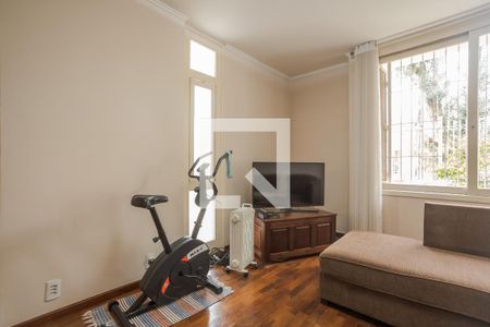 Sala de casa à venda com 3 quartos, 225m² em Vila Ipiranga, Porto Alegre