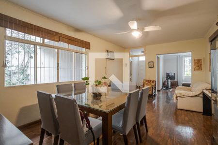 Sala de casa à venda com 3 quartos, 225m² em Vila Ipiranga, Porto Alegre