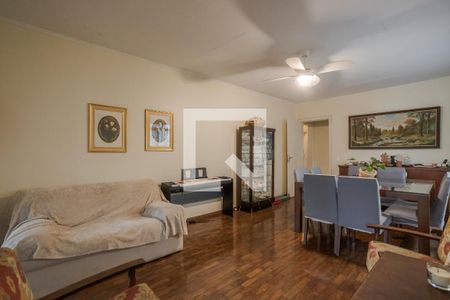 Sala de casa à venda com 3 quartos, 225m² em Vila Ipiranga, Porto Alegre