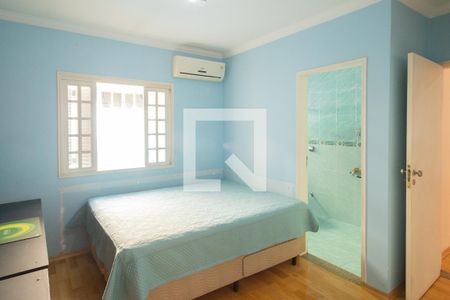 Casa à venda com 430m², 3 quartos e 4 vagasSuíte 2