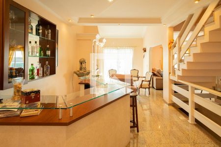 Casa à venda com 430m², 3 quartos e 4 vagasSala - Bar
