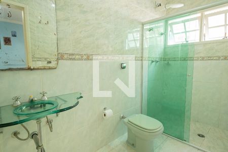 Casa à venda com 430m², 3 quartos e 4 vagasBanheiro - Suíte 1