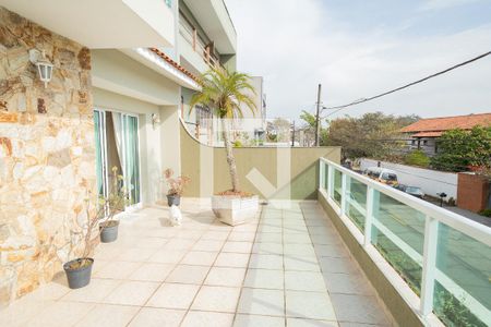 Casa à venda com 430m², 3 quartos e 4 vagasSacada