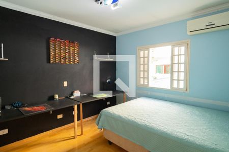 Casa à venda com 430m², 3 quartos e 4 vagasSuíte 2