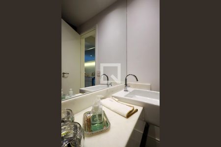 Apartamento à venda com 130m², 3 quartos e 3 vagasLavabo