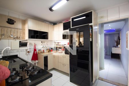 Casa à venda com 266m², 3 quartos e 2 vagas Casa à venda com 266m², 3 quartos e 2 vagasCozinha