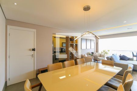 Apartamento à venda com 90m², 2 quartos e 2 vagasSala