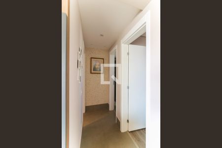 Apartamento à venda com 90m², 2 quartos e 2 vagasCorredor